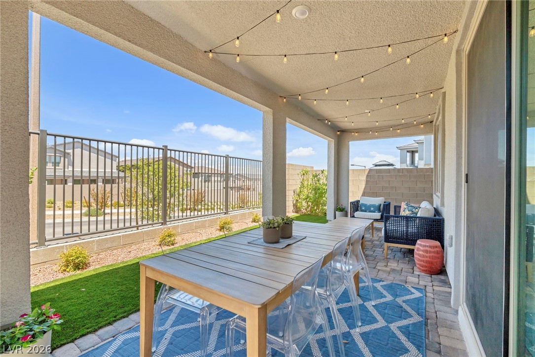 11808 Black Canary Avenue Las Vegas NV 89138