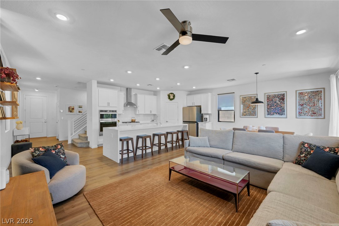 11808 Black Canary Avenue Las Vegas NV 89138