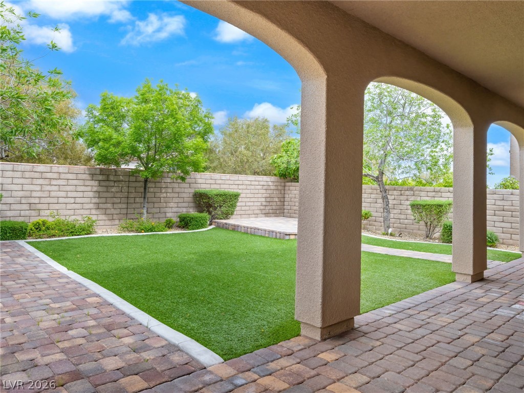 11914 Tres Bispos Avenue Las Vegas NV 89138