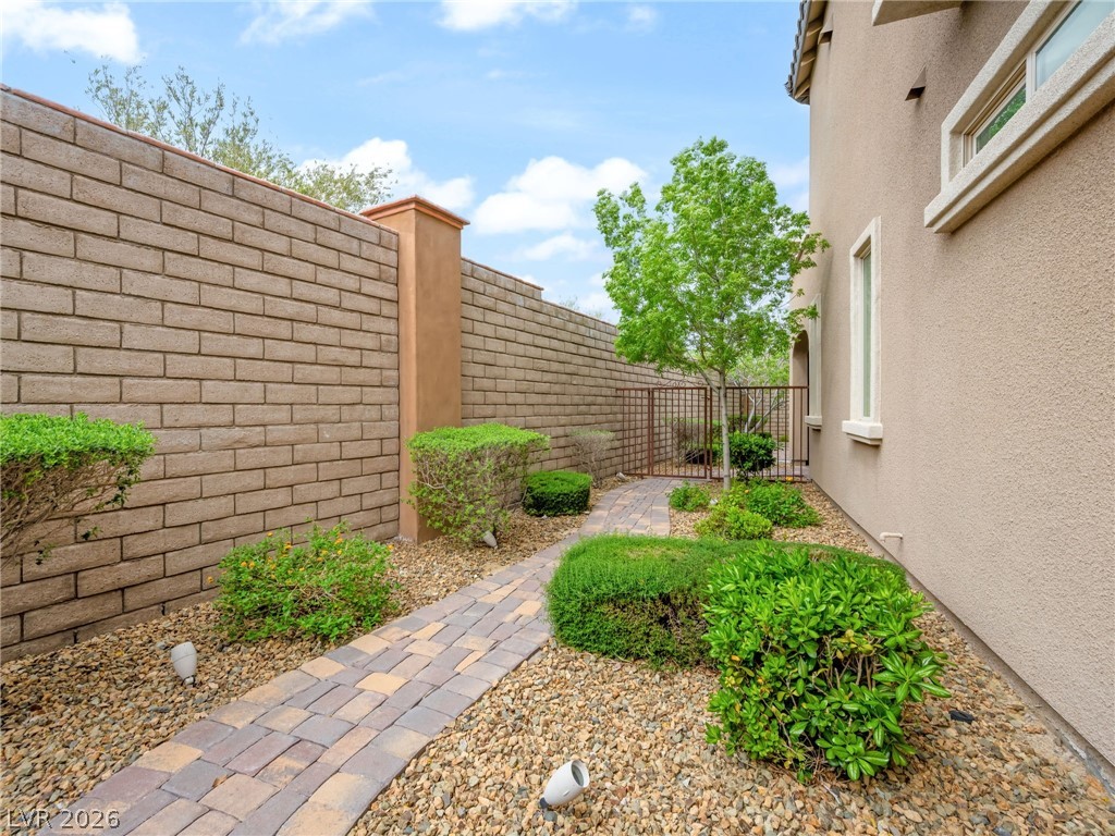 11914 Tres Bispos Avenue Las Vegas NV 89138