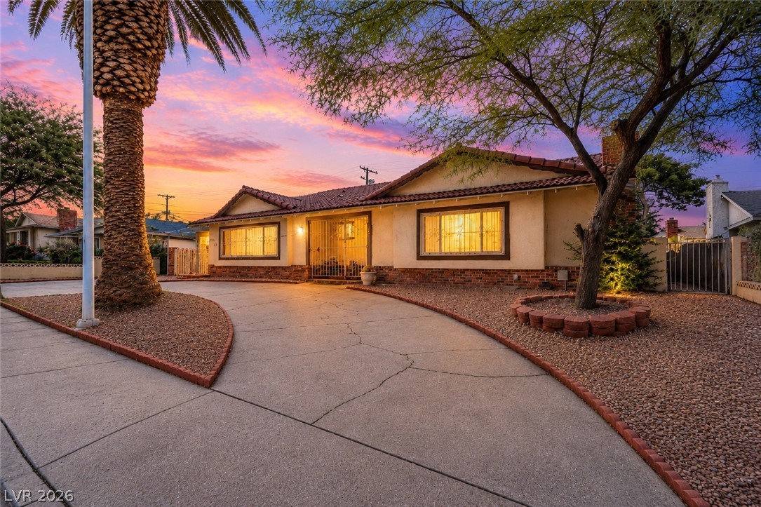 1729 Griffith Avenue Las Vegas NV 89104