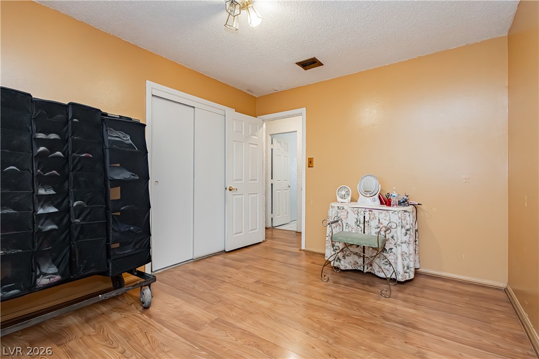 1729 Griffith Avenue Las Vegas NV 89104