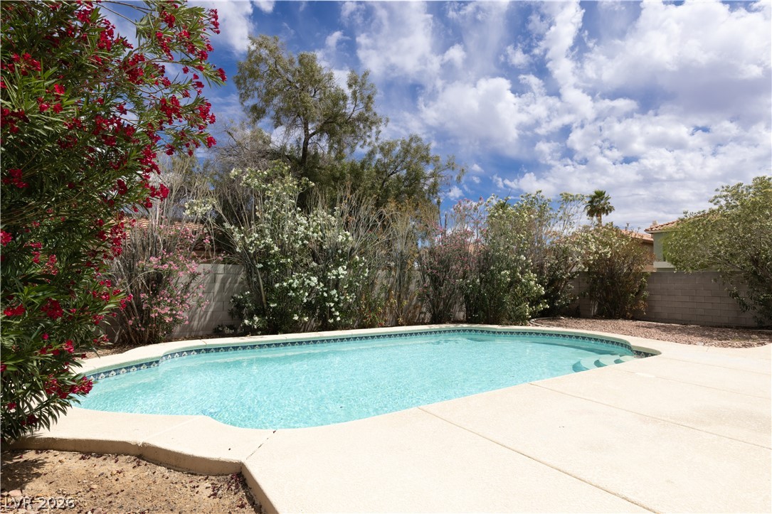 9882 Silver Chimes Court Las Vegas NV 89183