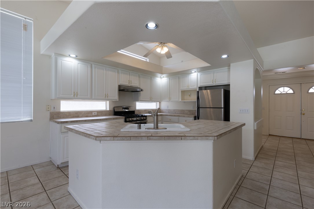 9882 Silver Chimes Court Las Vegas NV 89183