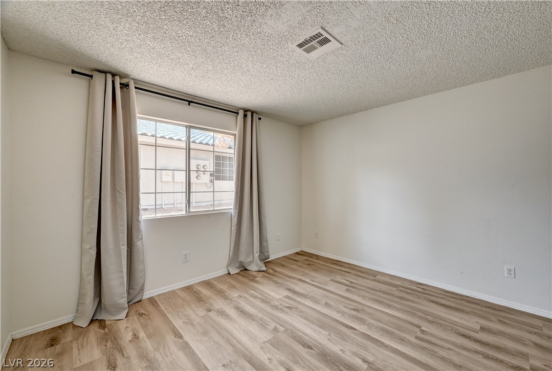 2040 Willowbury Drive C Las Vegas NV 89108