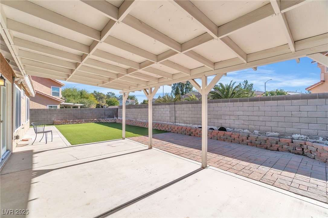 2312 Fairbourne Way Henderson NV 89074
