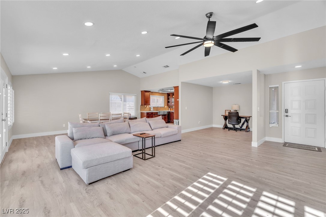 2312 Fairbourne Way Henderson NV 89074