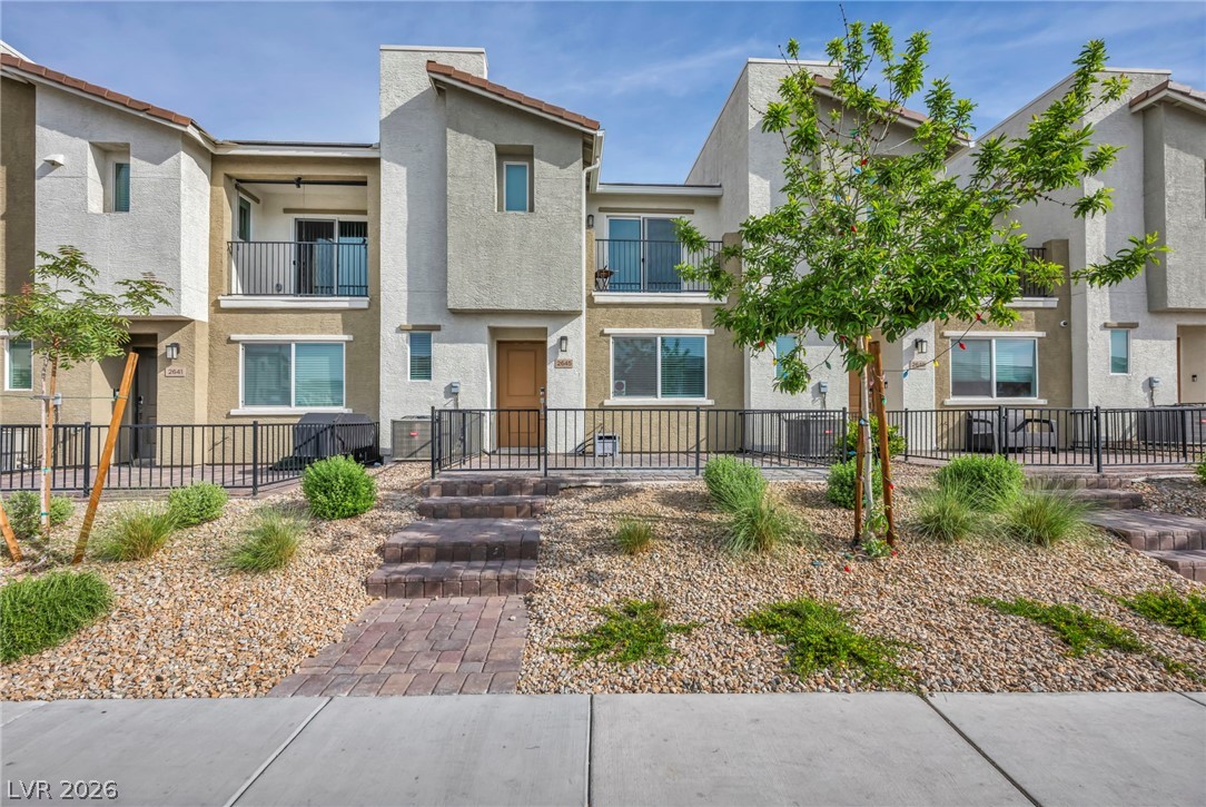 2645 Wimbledon White Court North Las Vegas NV 89086