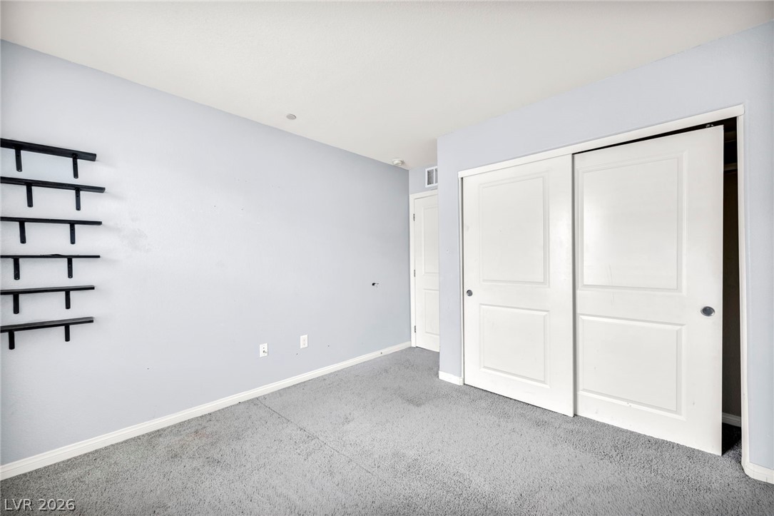 2645 Wimbledon White Court North Las Vegas NV 89086