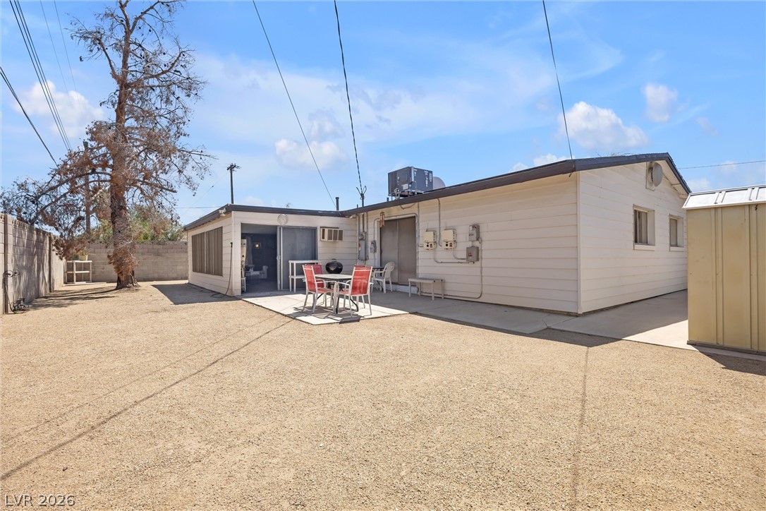 5198 Wilbur Street Las Vegas NV 89119
