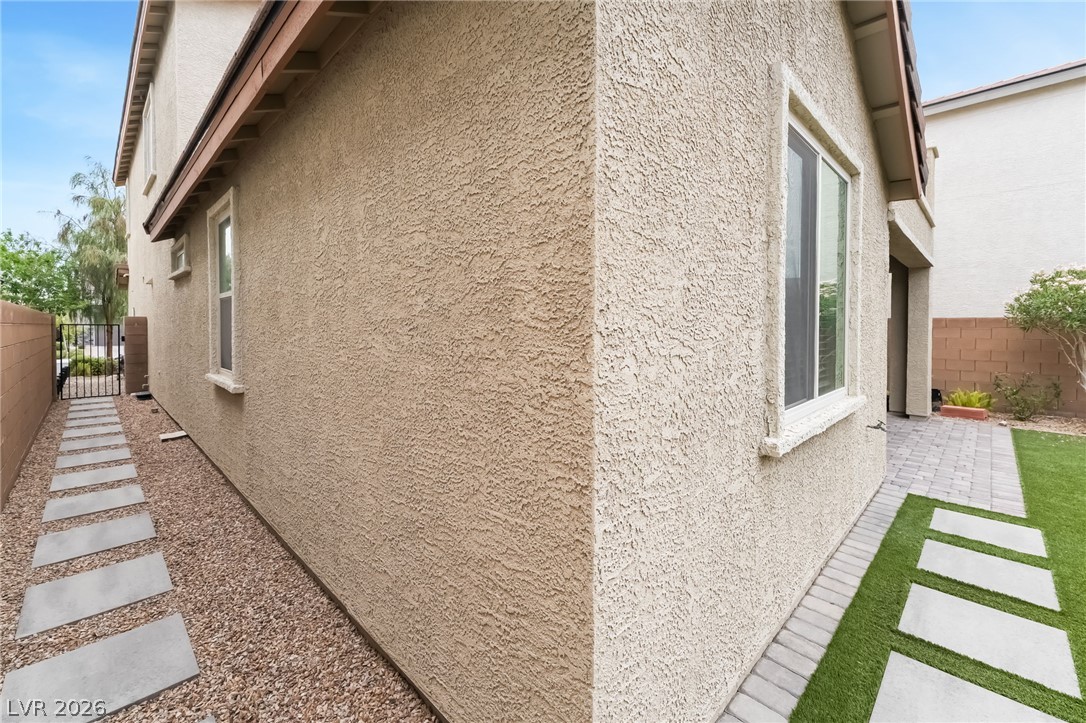 941 Sycamore Falls Street Henderson NV 89052
