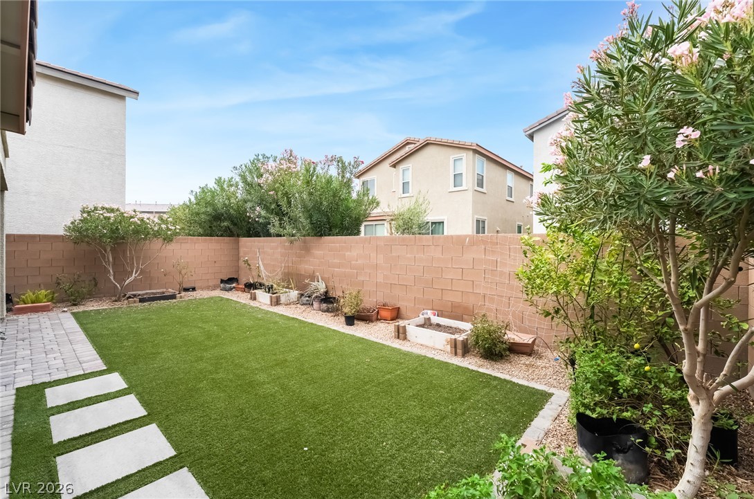 941 Sycamore Falls Street Henderson NV 89052