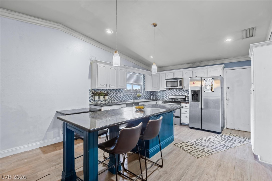 2423 Vista Colina Street Henderson NV 89014