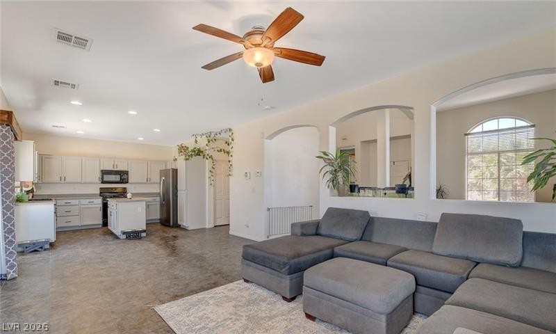 4 Goldleaf Falls Avenue North Las Vegas NV 89031