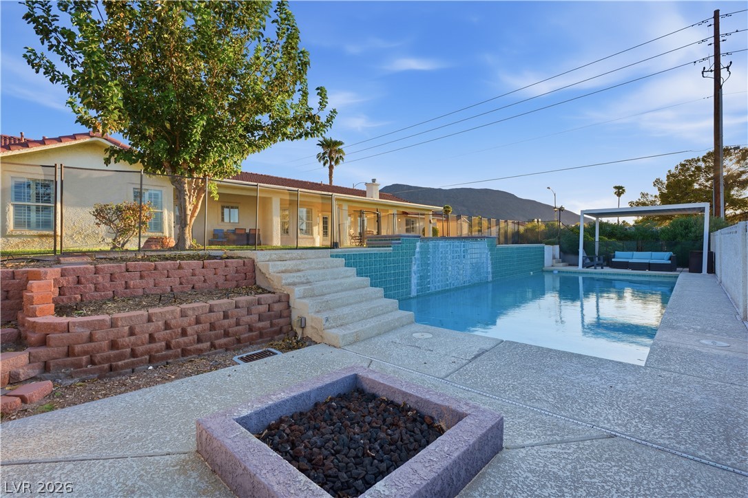 100 East Highland Drive Henderson NV 89015