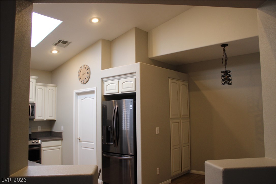 708 Leicester Street Henderson NV 89002