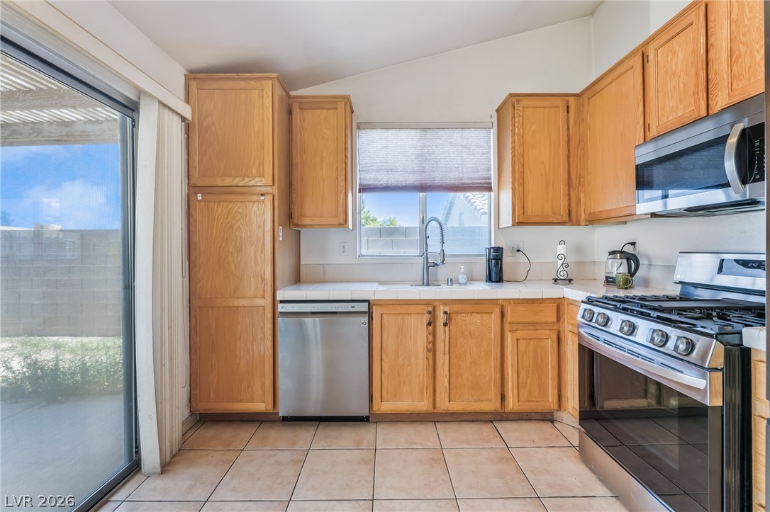 2220 Misty Ridge Circle North Las Vegas NV 89032