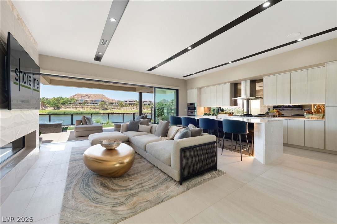 68 Lakefront Drive Henderson NV 89011