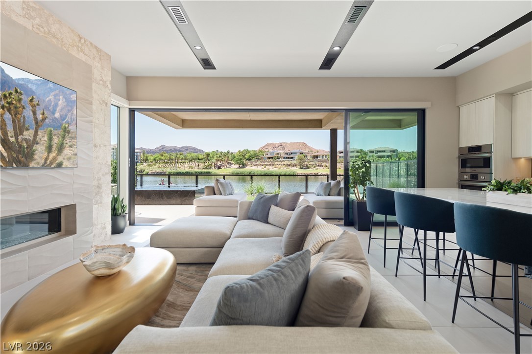 68 Lakefront Drive Henderson NV 89011
