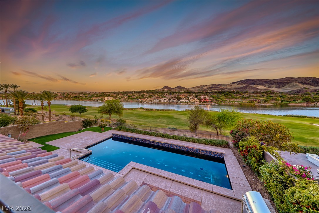 72 Bella Lago Avenue Henderson NV 89011