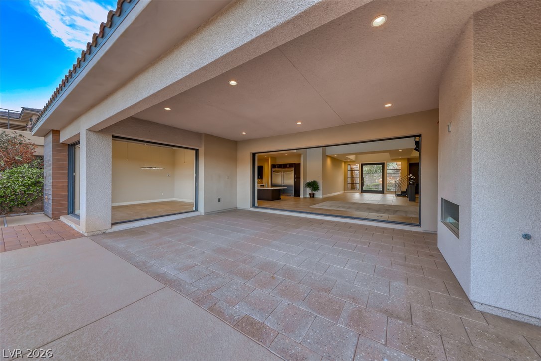 72 Bella Lago Avenue Henderson NV 89011