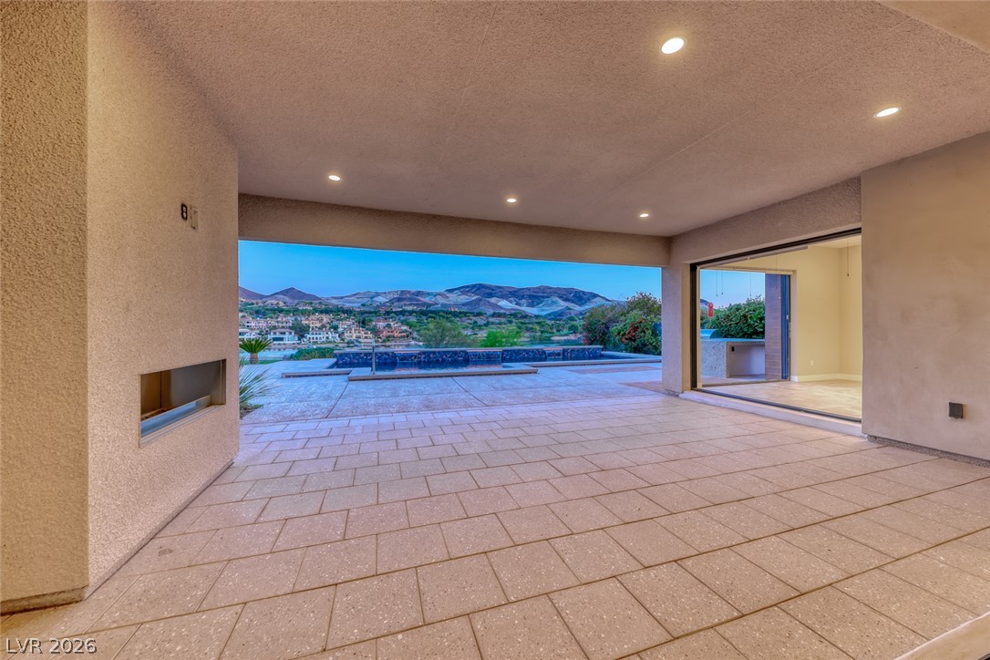 72 Bella Lago Avenue Henderson NV 89011