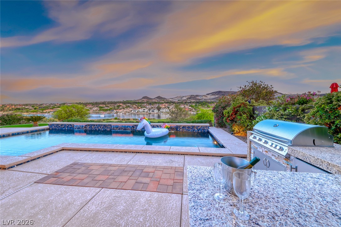 72 Bella Lago Avenue Henderson NV 89011