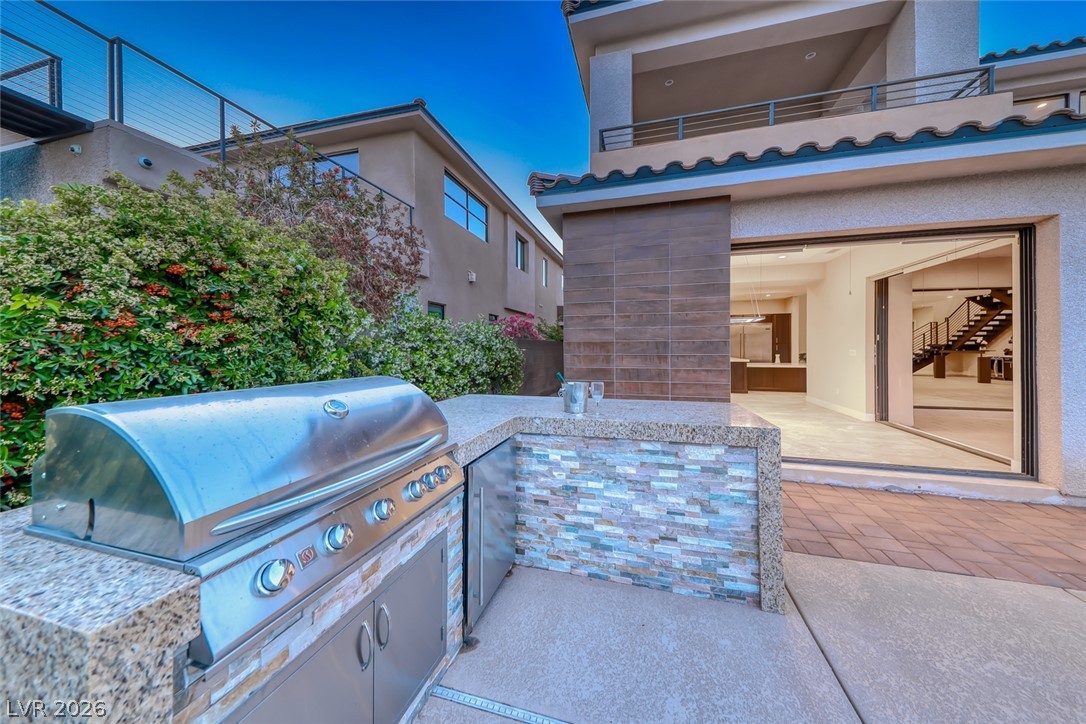 72 Bella Lago Avenue Henderson NV 89011