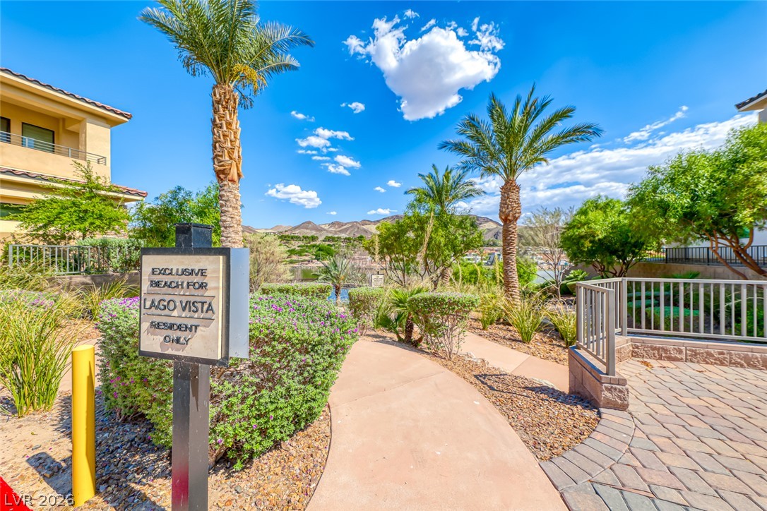 72 Bella Lago Avenue Henderson NV 89011