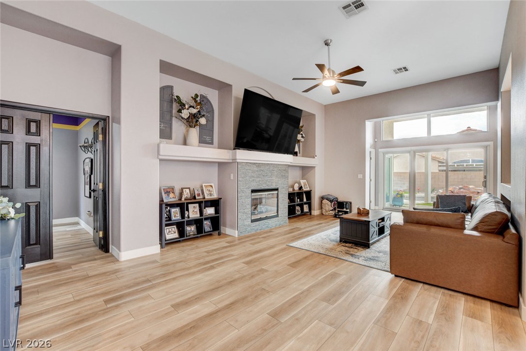8284 Aurora Peak Avenue Las Vegas NV 89131