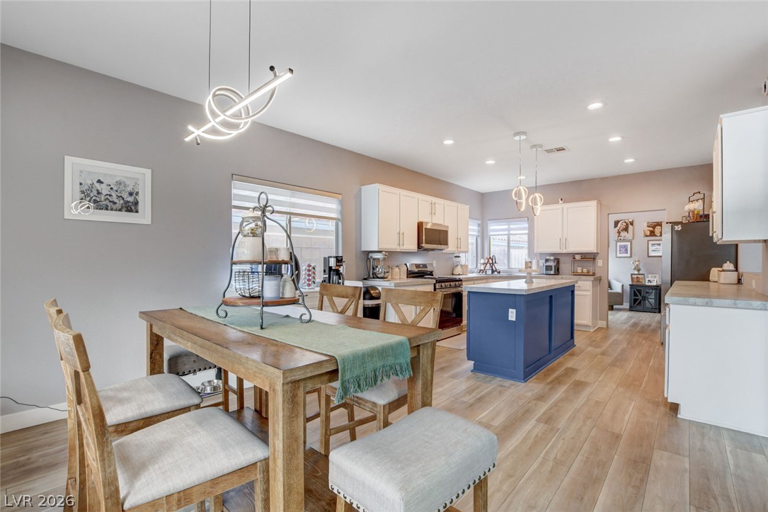 8284 Aurora Peak Avenue Las Vegas NV 89131