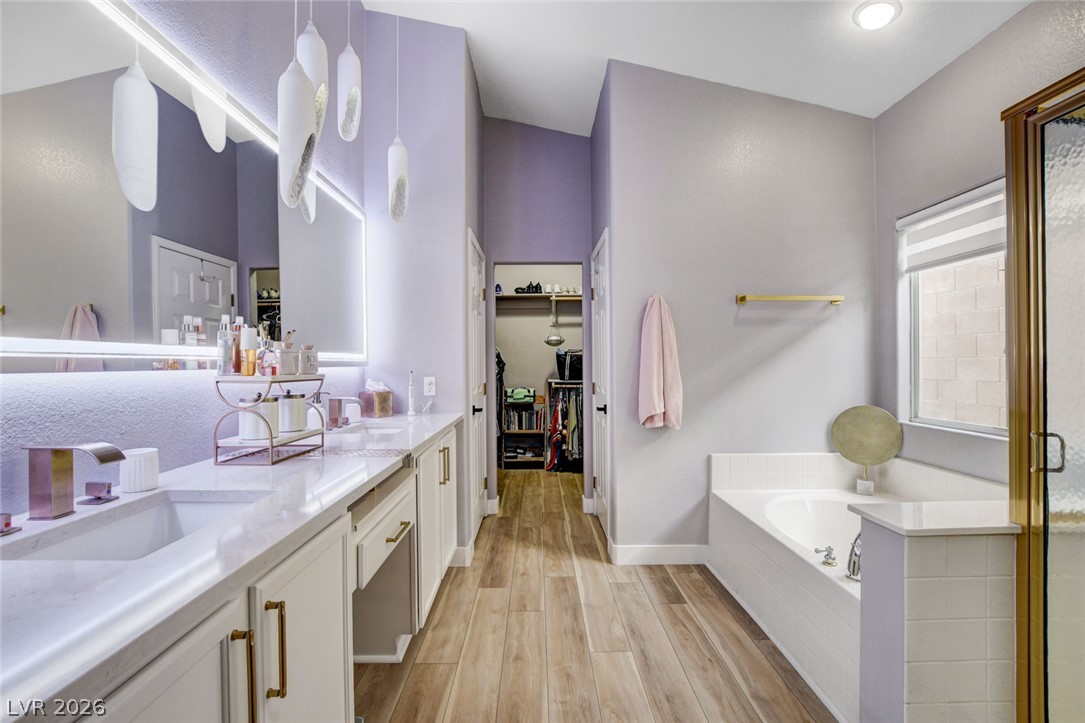8284 Aurora Peak Avenue Las Vegas NV 89131