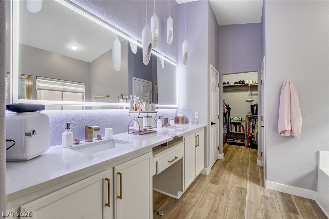 8284 Aurora Peak Avenue Las Vegas NV 89131