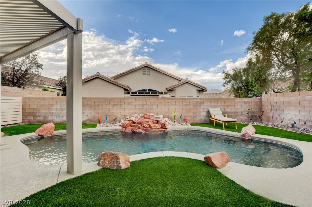 8284 Aurora Peak Avenue Las Vegas NV 89131