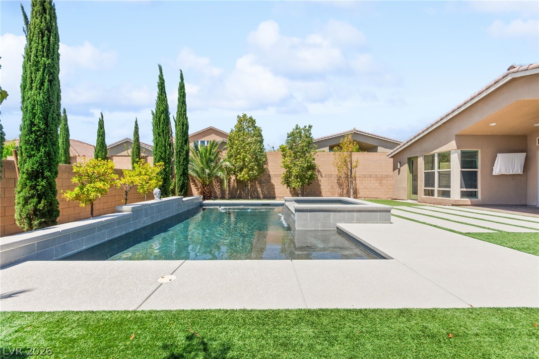 9675 Skye Cliff Avenue Las Vegas NV 89166