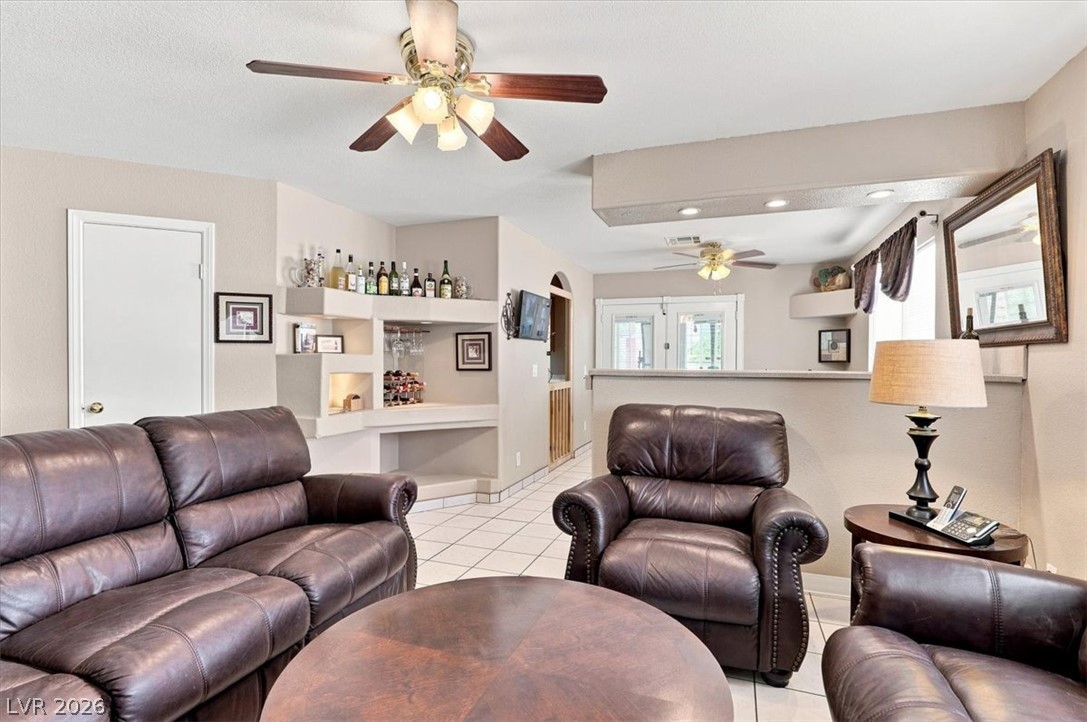 8208 Hydra Lane Las Vegas NV 89128