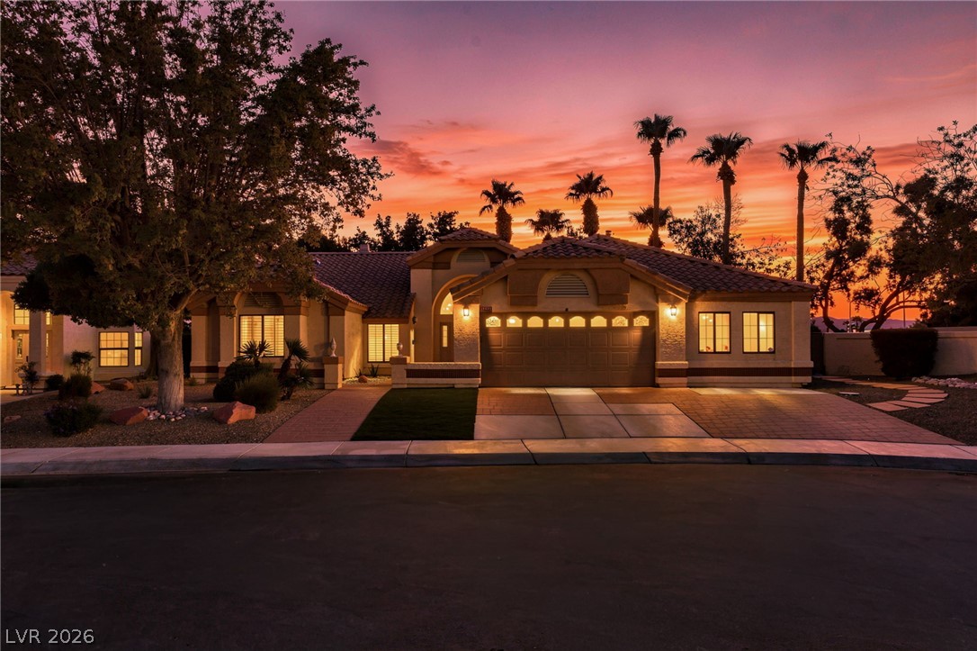 2433 Chatfield Drive Las Vegas NV 89128