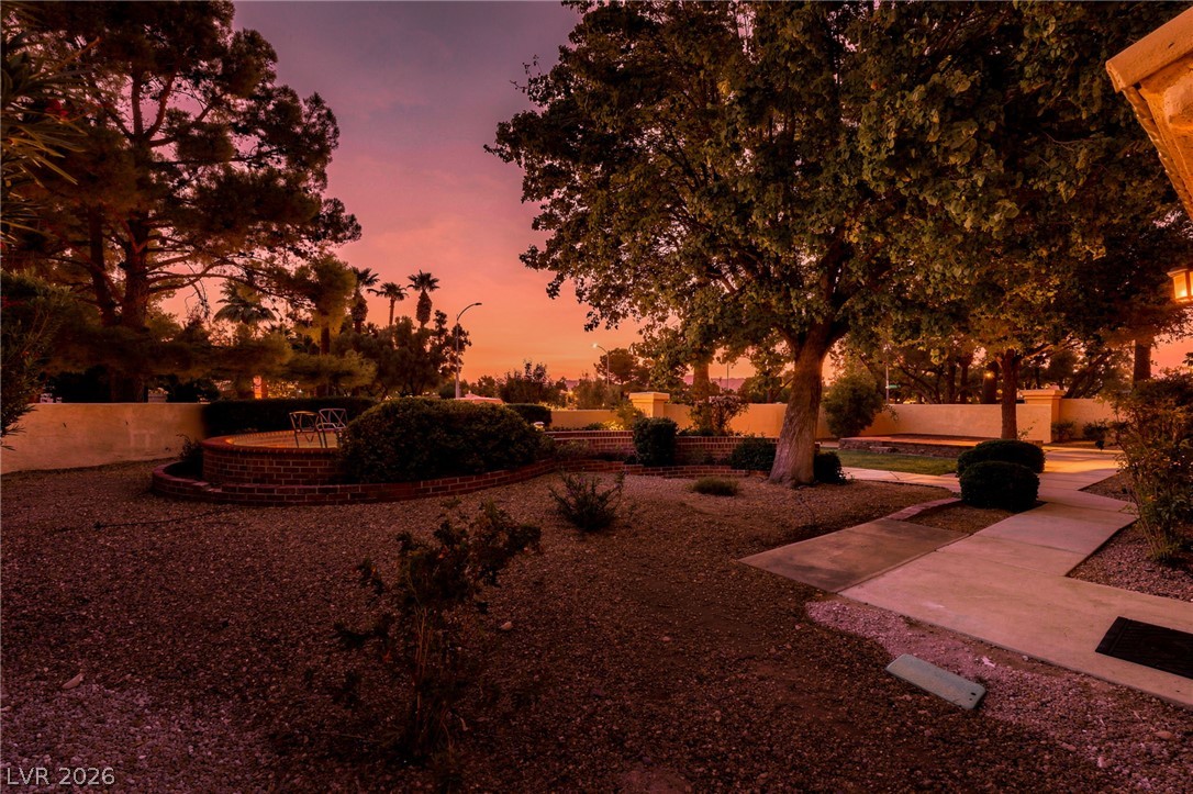 2433 Chatfield Drive Las Vegas NV 89128