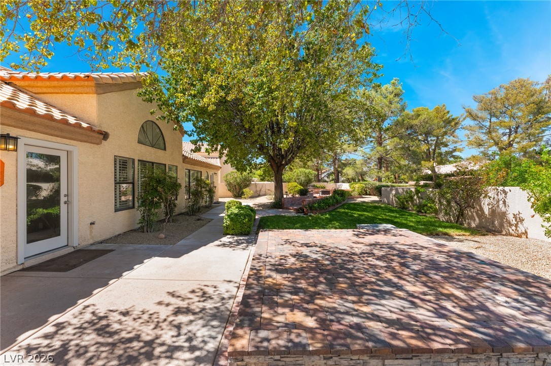 2433 Chatfield Drive Las Vegas NV 89128