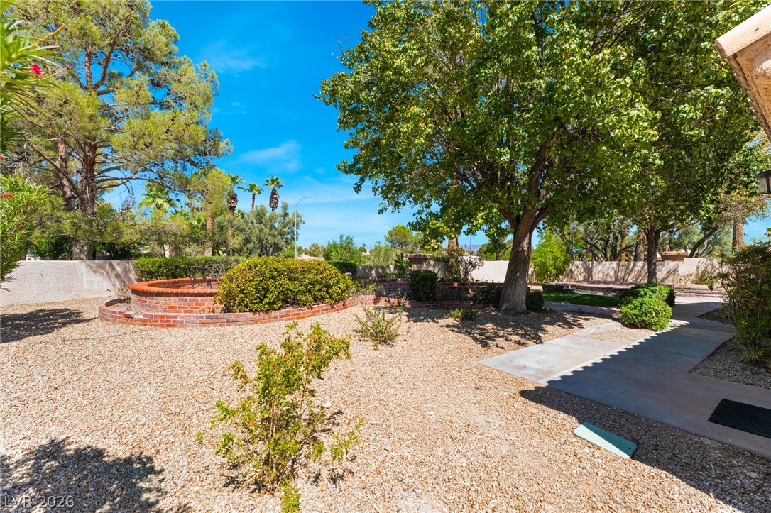 2433 Chatfield Drive Las Vegas NV 89128
