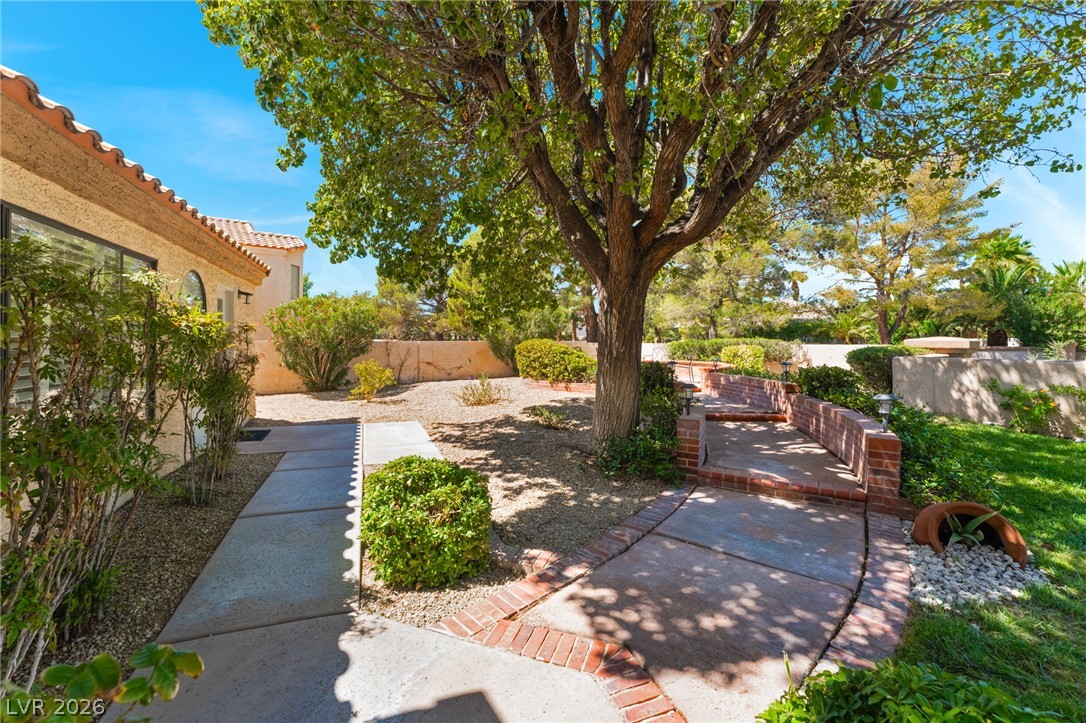 2433 Chatfield Drive Las Vegas NV 89128