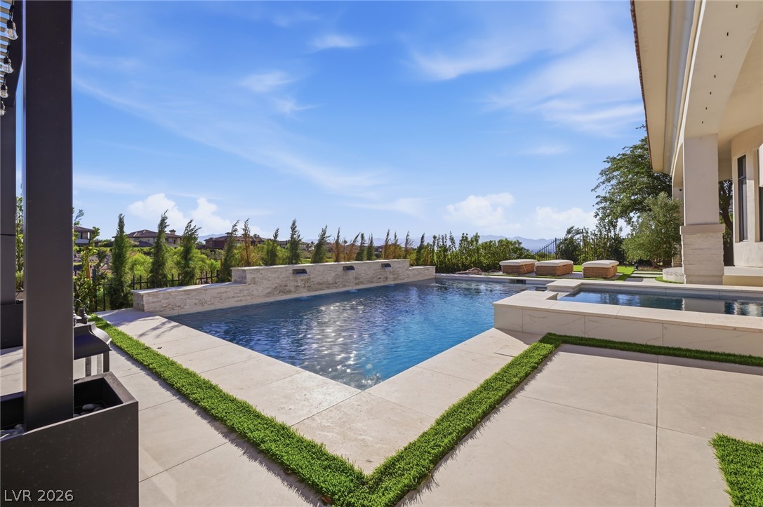 1535 Teramo Street Henderson NV 89052