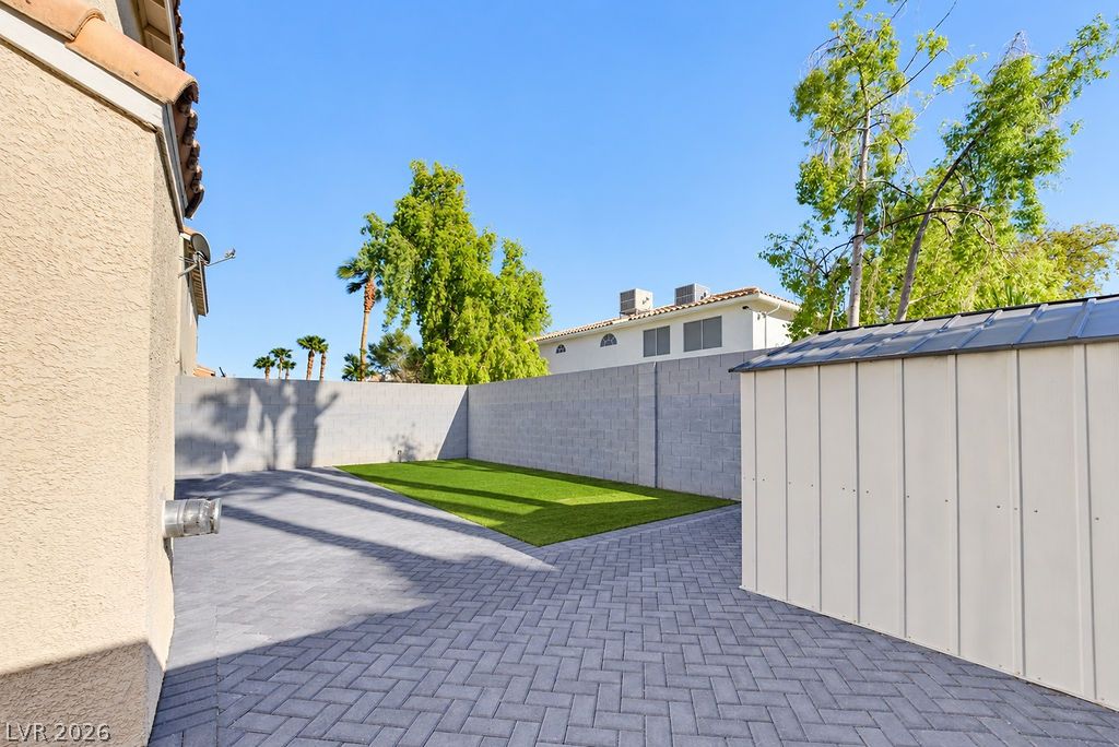 1079 Country Skies Avenue Las Vegas NV 89123