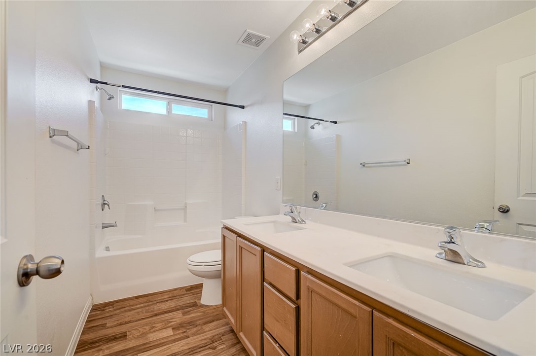 8858 Lake Myers Court Las Vegas NV 89139