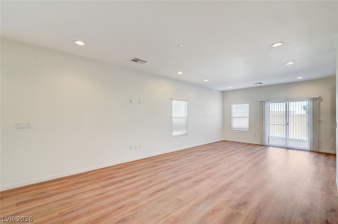 8858 Lake Myers Court Las Vegas NV 89139