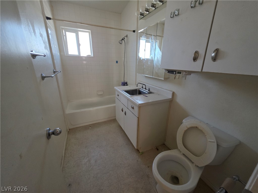2806 Perliter Avenue North Las Vegas NV 89030