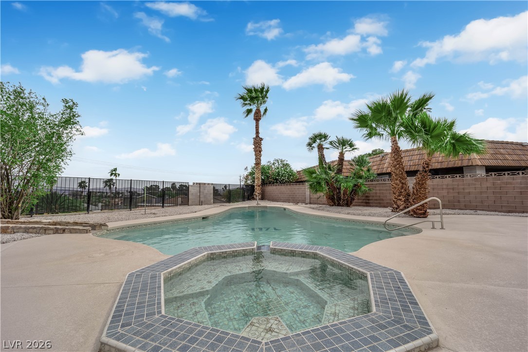 5060 Ridgeview Drive Las Vegas NV 89120