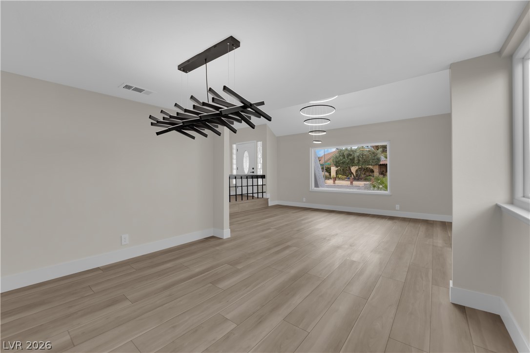 5060 Ridgeview Drive Las Vegas NV 89120