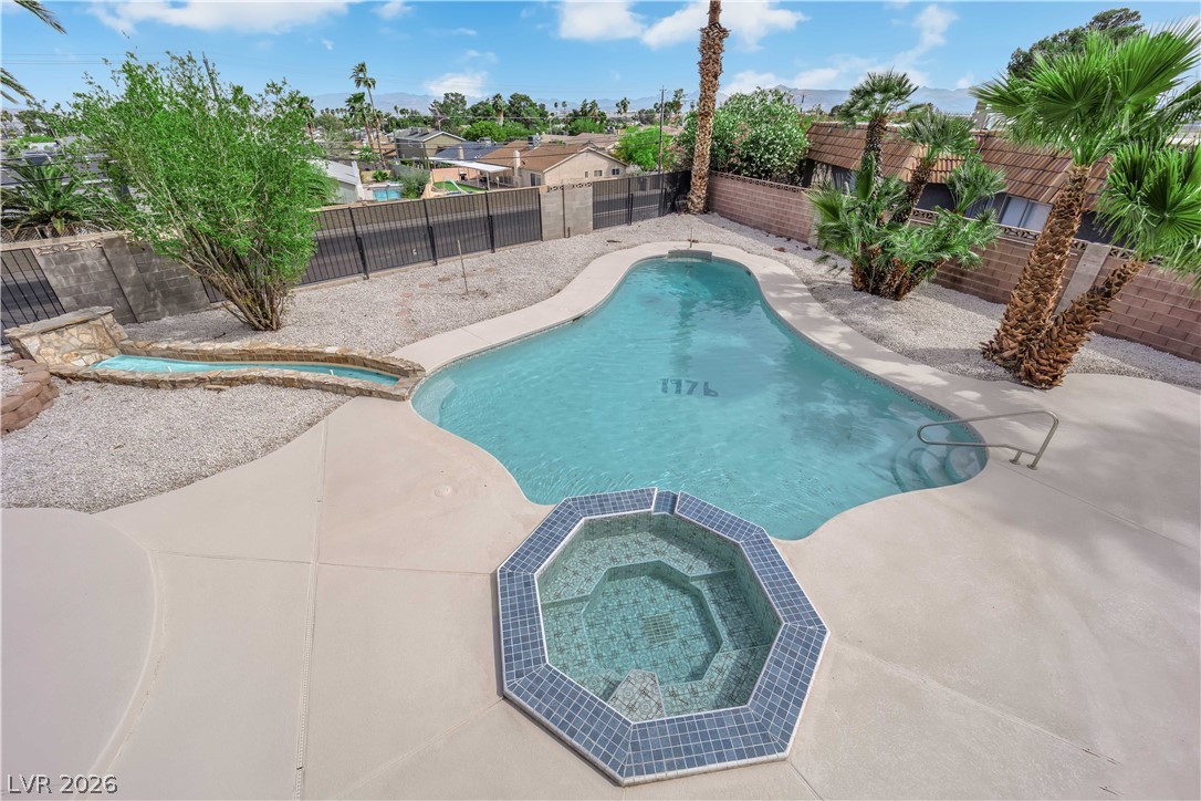 5060 Ridgeview Drive Las Vegas NV 89120
