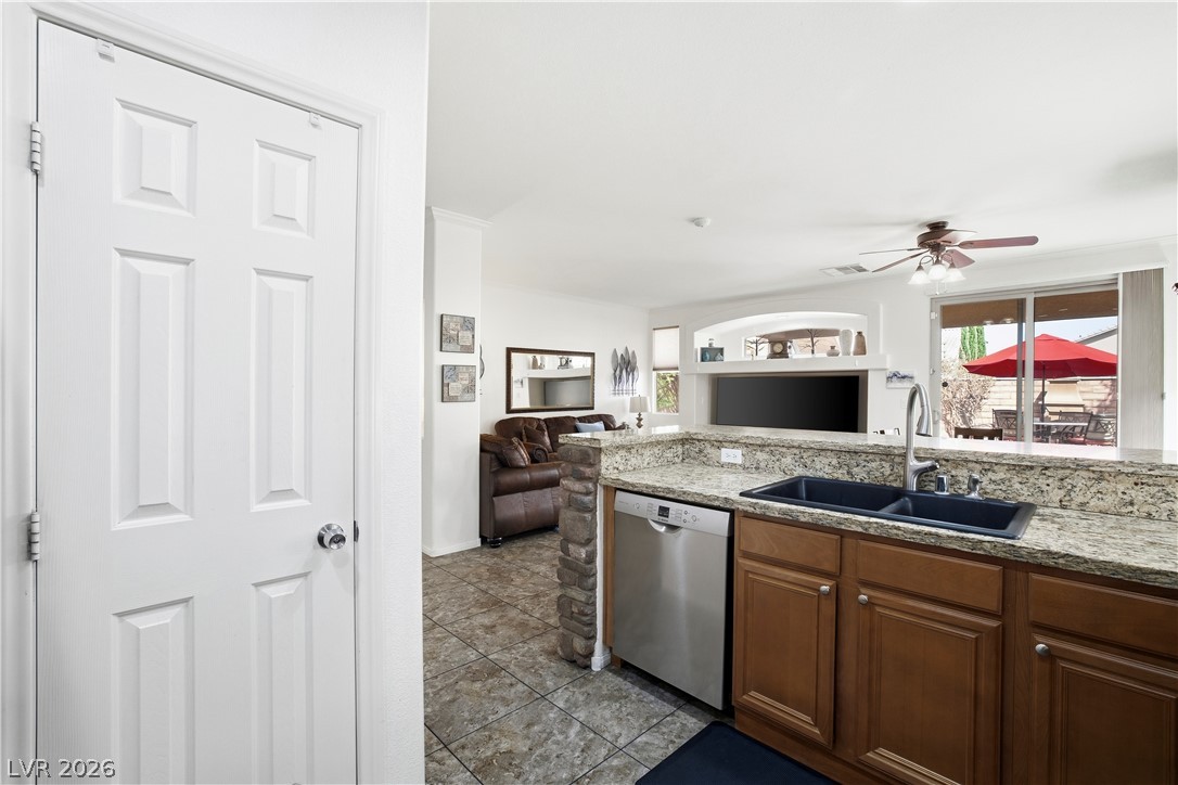 7568 Schuders Avenue Las Vegas NV 89178